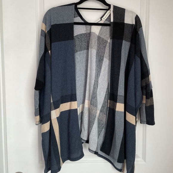 Cardigan - Picture 1 of 3